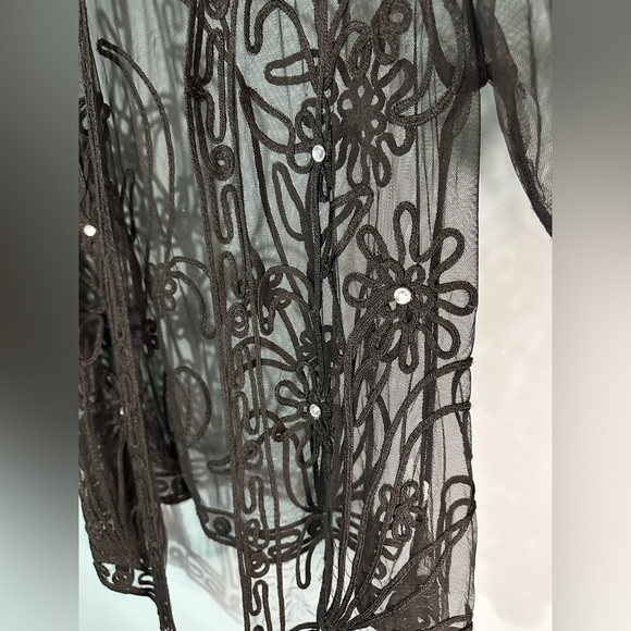 Cal Fashion Sheer Open Front Special Occassion Cardigan in Black Embroidery - Picture 4 of 7